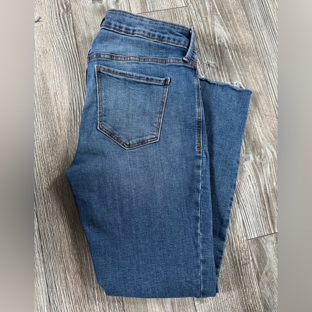 Old Navy Rockstar Super Skinny High Rise Jeans